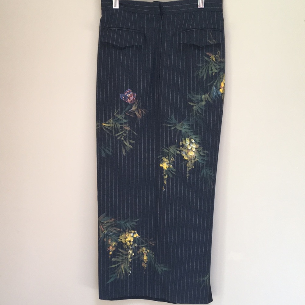 Custom Made Gray Pinstripe Handpainted Skirt - Picture 5 of 10